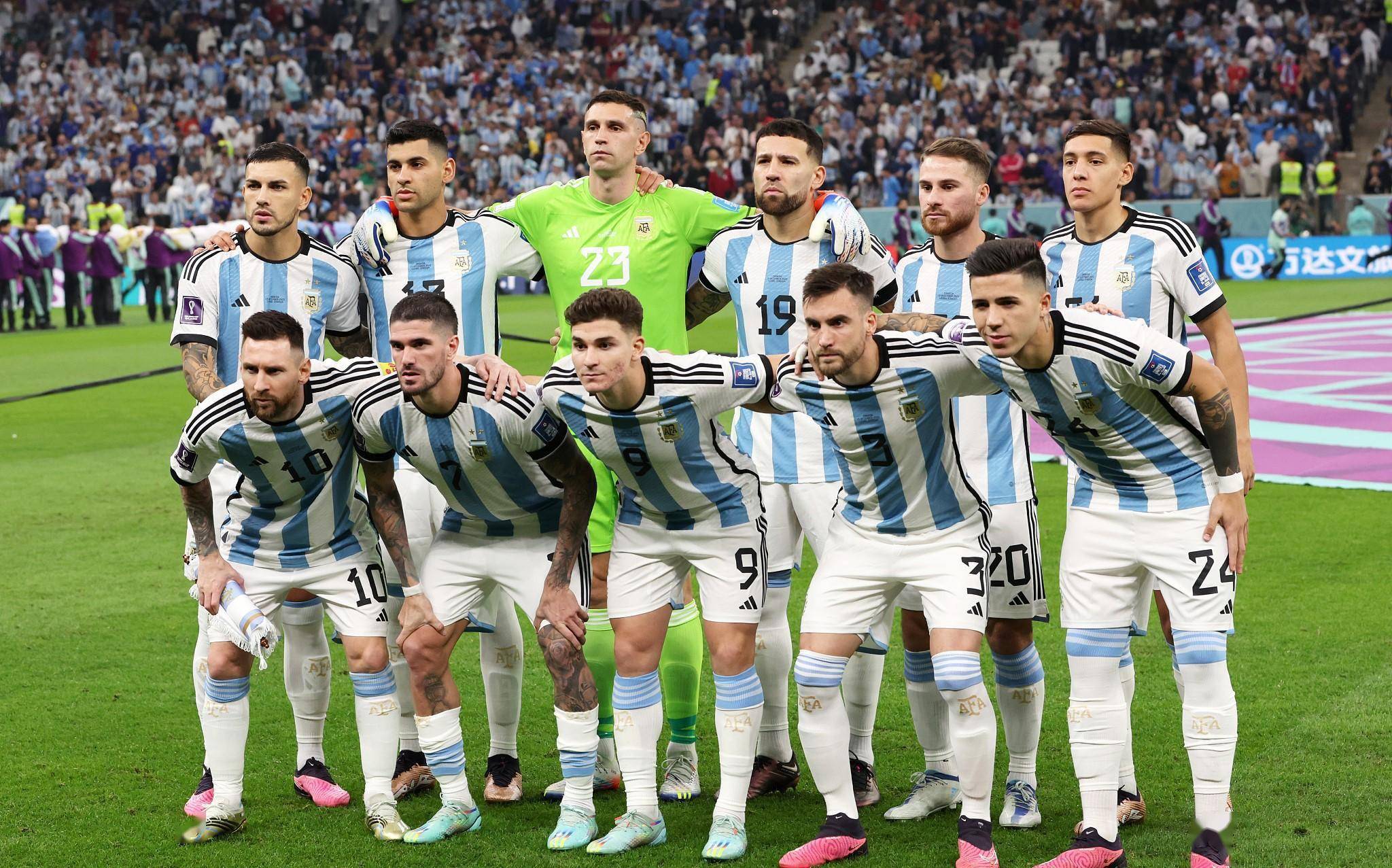 轻球员上场 轻球员上场