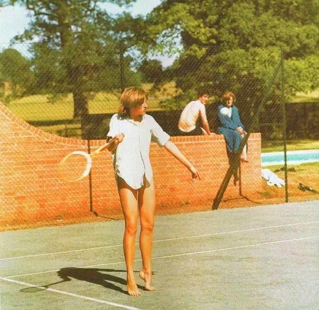 并组织了一 并组织了一