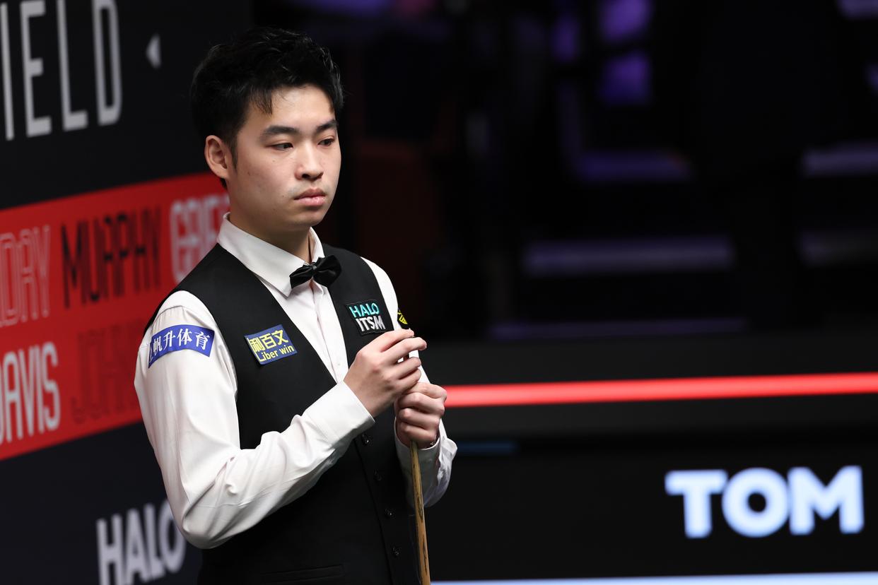 与裁判之间 与裁判之间