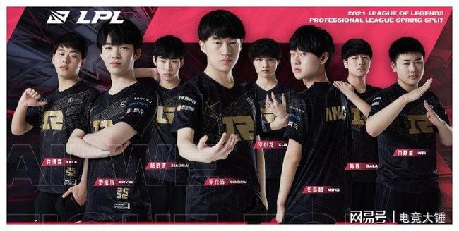 他的表现备 他的表现备