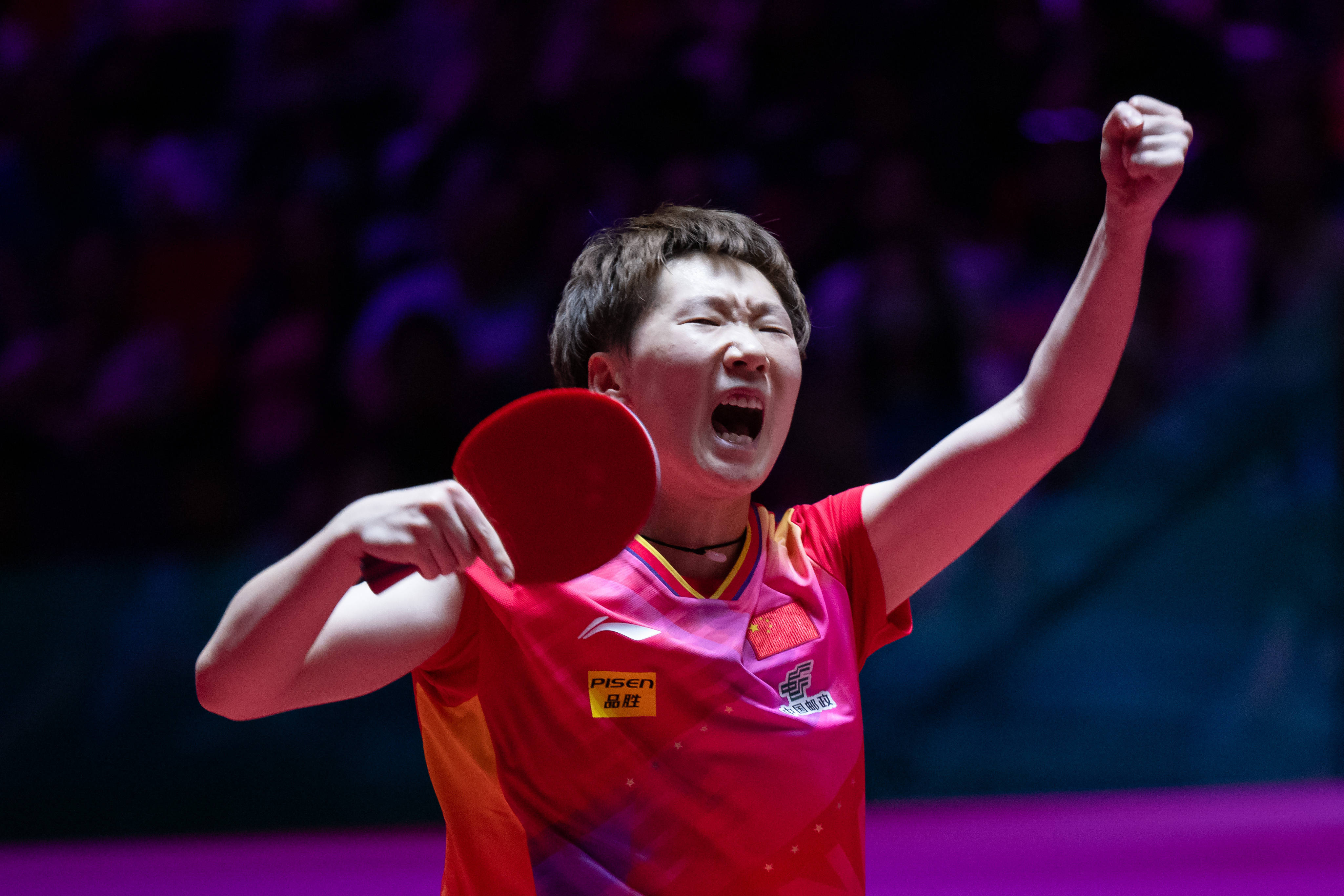 锁定小组头 锁定小组头