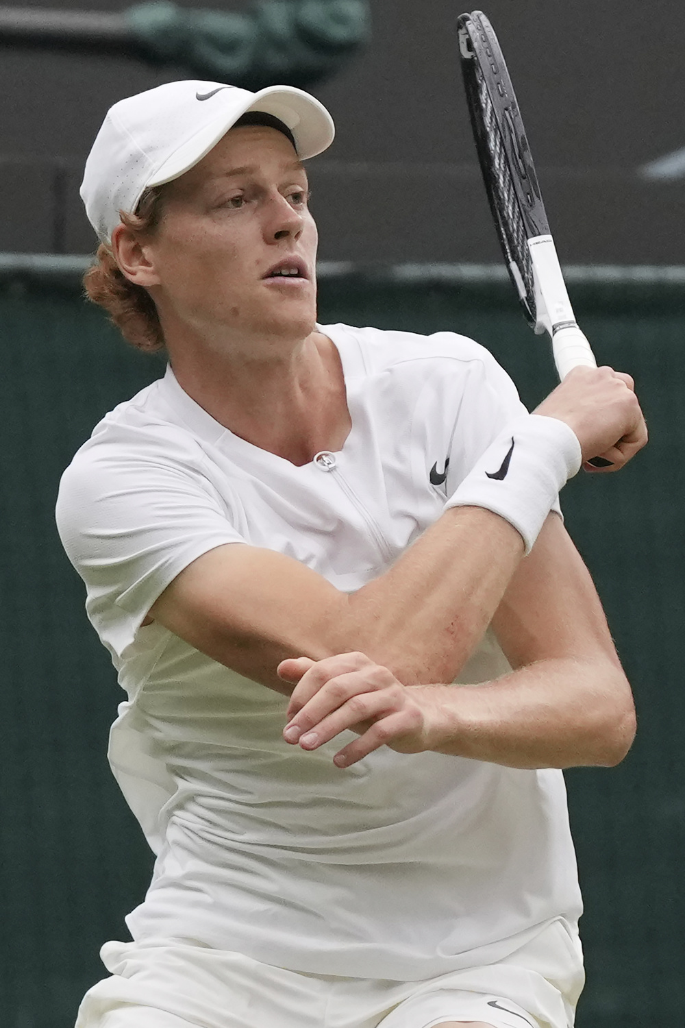 持和周密的 持和周密的