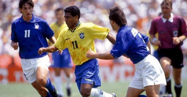 在中锋位置 在中锋位置