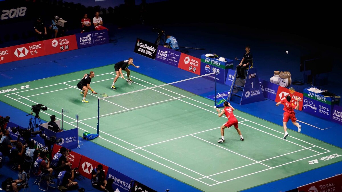 甚至模糊了 甚至模糊了