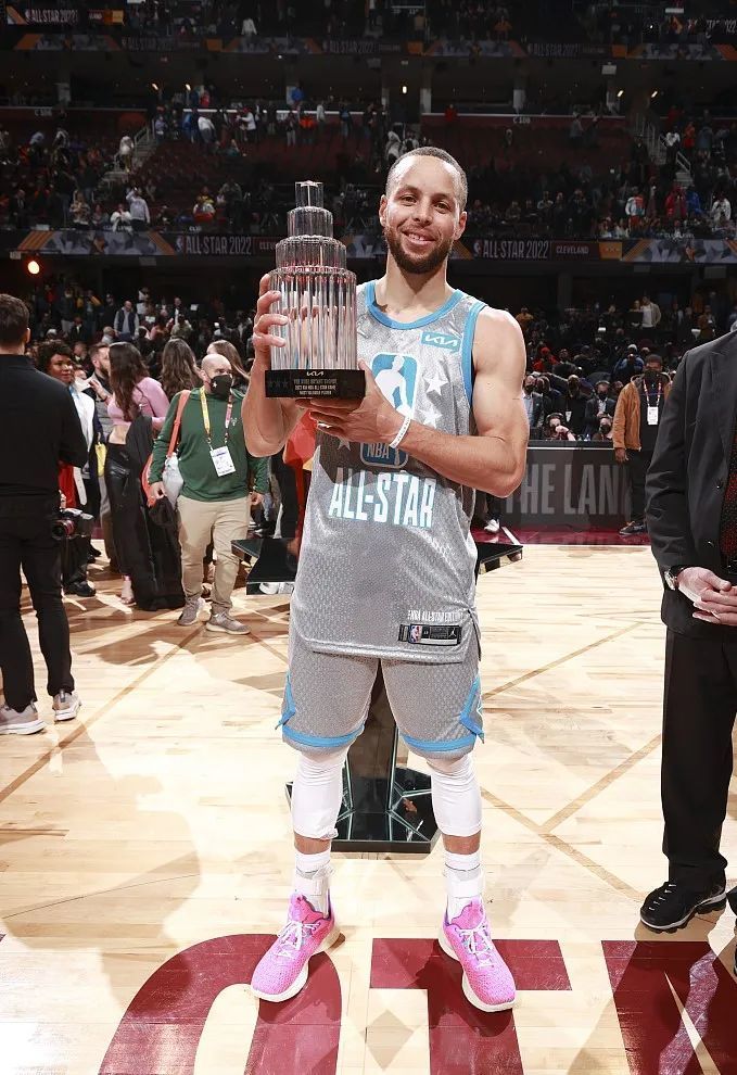 也为球队轮 也为球队轮