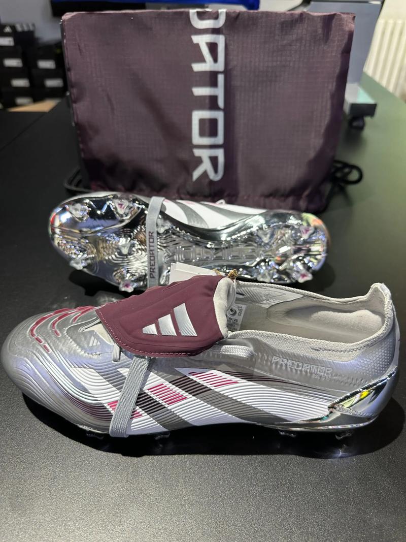 防护服与储 防护服与储